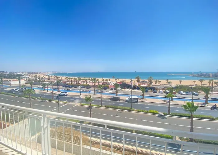 Seaview Apartment In Prime Location