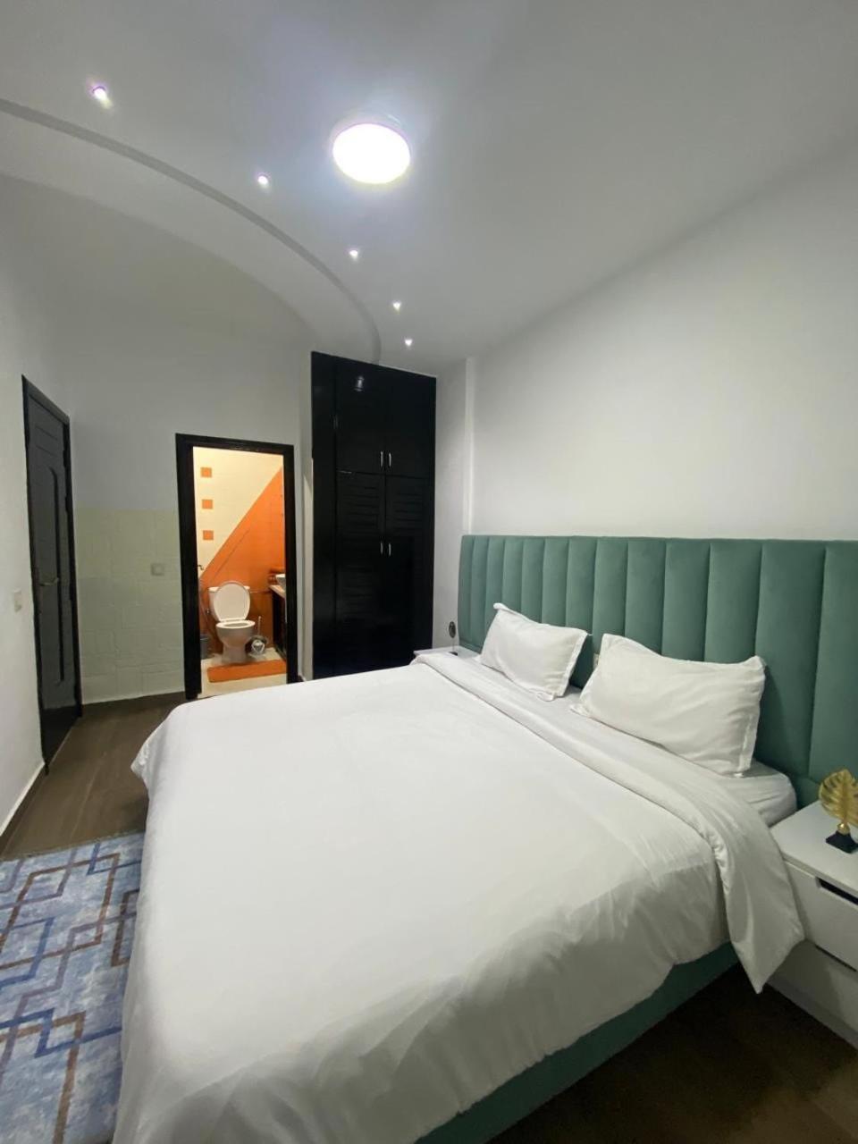 Apartment Seaview In Prime Location *
