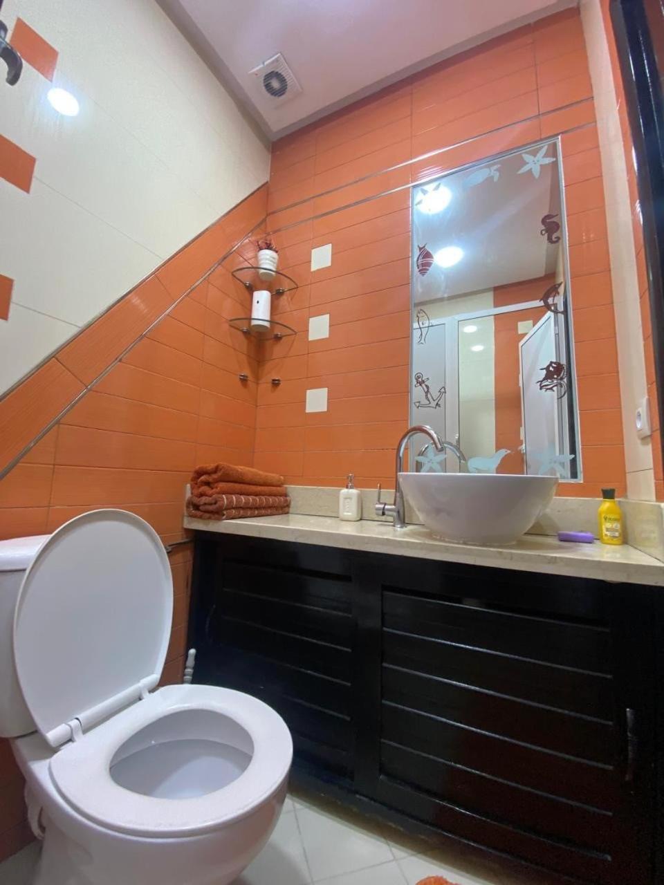 Apartment Seaview In Prime Location *